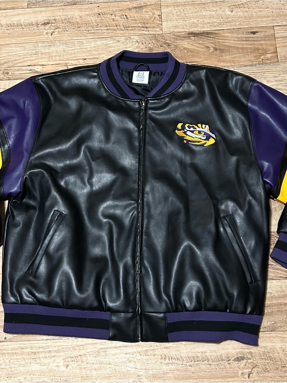 Vintage LSU Tigers ProEdge 3xl polyurethane / polyester jacket